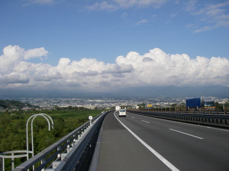 Entering the Tokyo plains